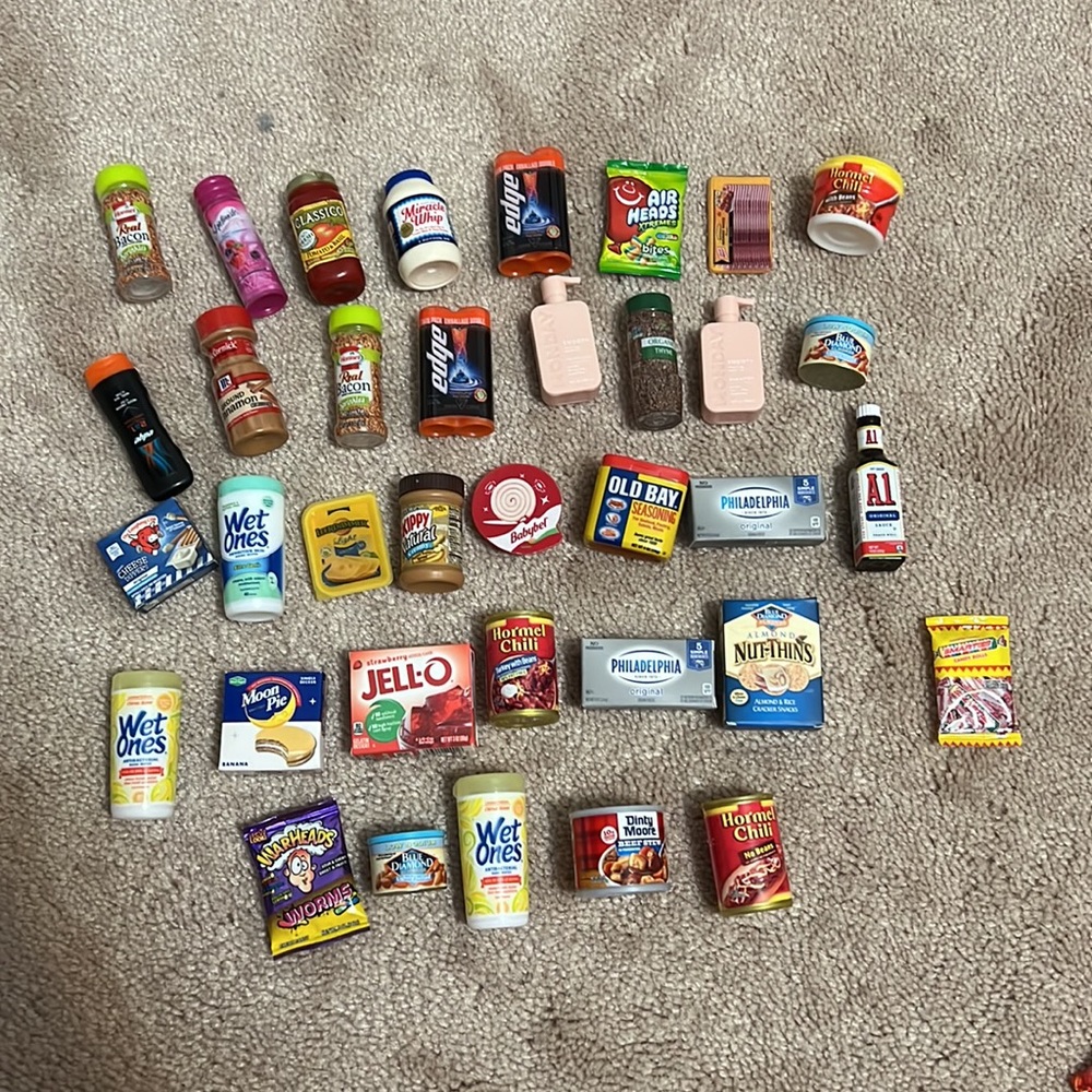 Mini brands - Picture 12 of 12